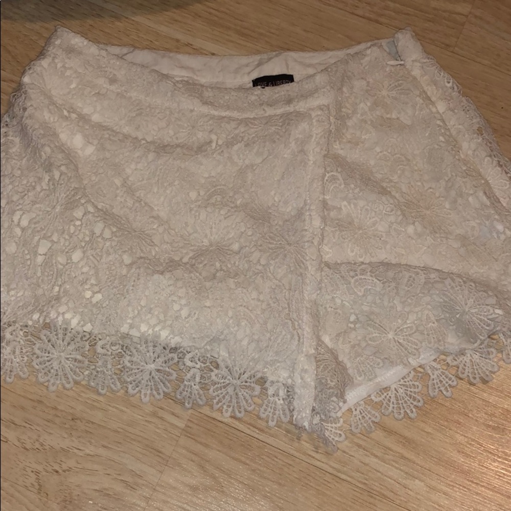 Skort - Picture 2 of 3